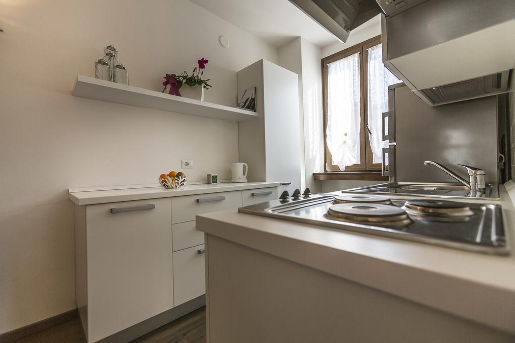 Le Servite Apartments Arco Szoba fotó