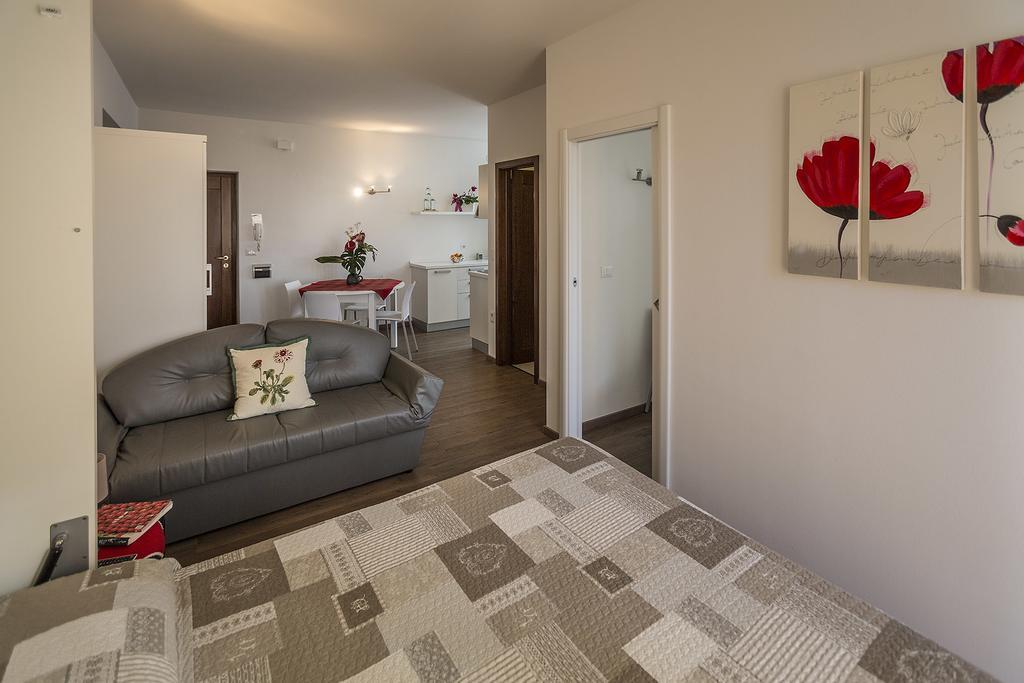Le Servite Apartments Arco Szoba fotó